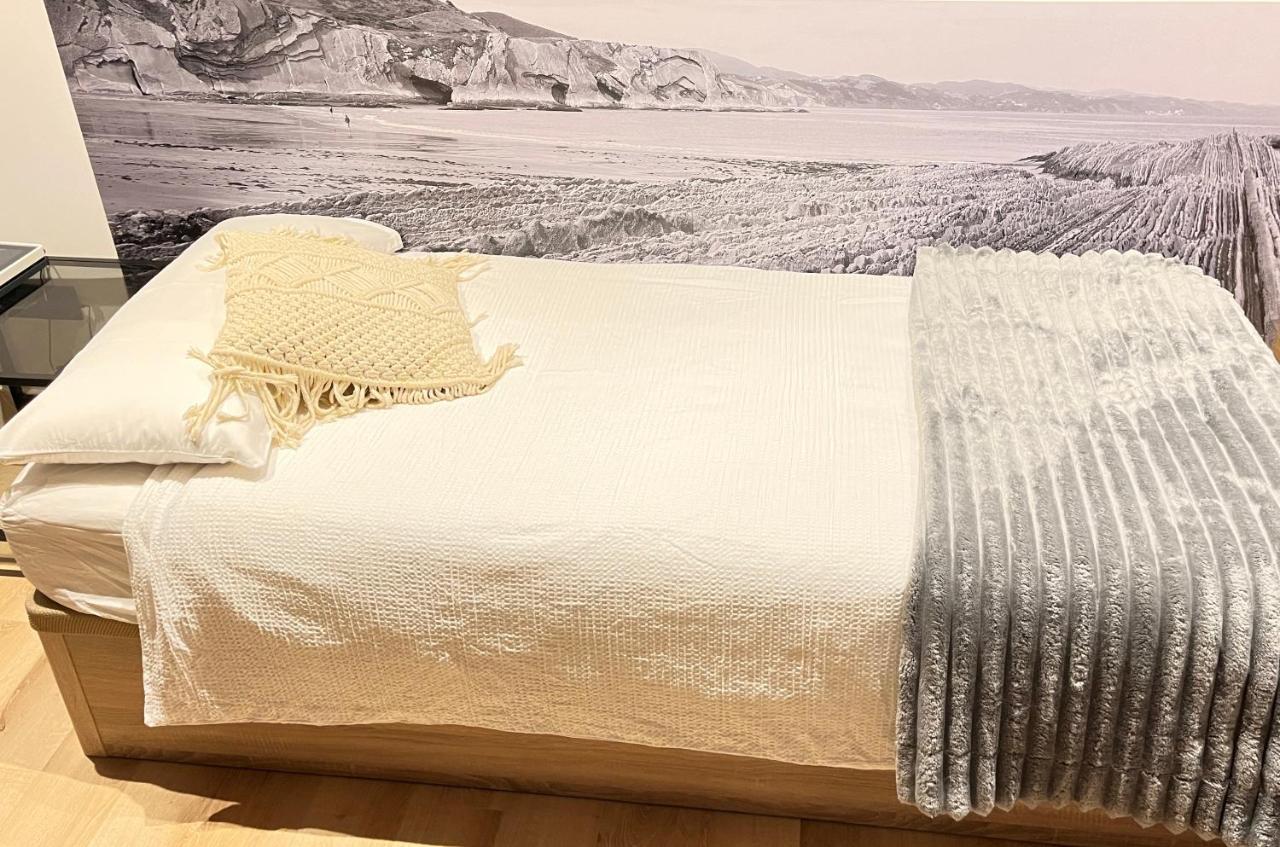 Small Lux Beachcity Close To The River,Metro And Parking Bilbao Esterno foto
